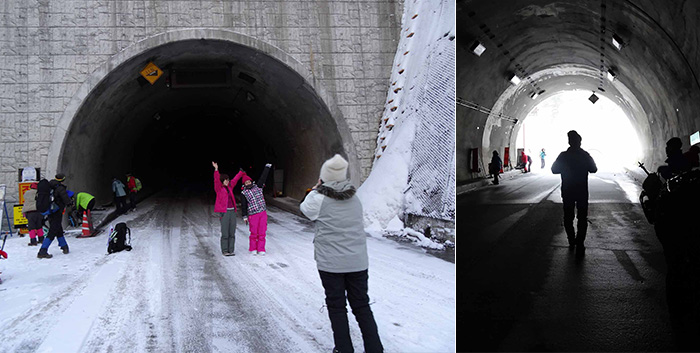 出発の釜トンネルで記念撮影♪ここを抜ければ白い別世界が広がっています。