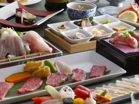 ◆冬のご馳走◆飛騨牛部位食べ比べ・てっさ・ちり鍋・旨みぎっしり蒸し蟹など冬の味覚満載★ご馳走会席