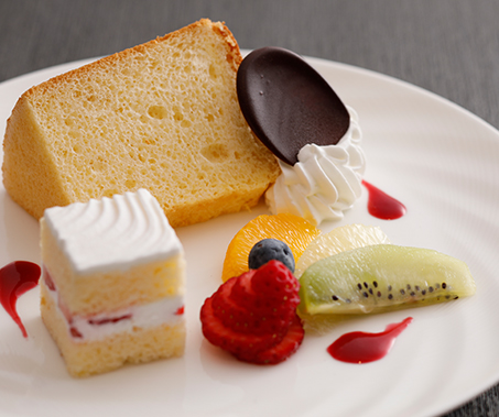 ベル・アンジュのスイーツ盛り合わせ（デザート）