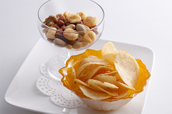 ミックスナッツ＆チップス