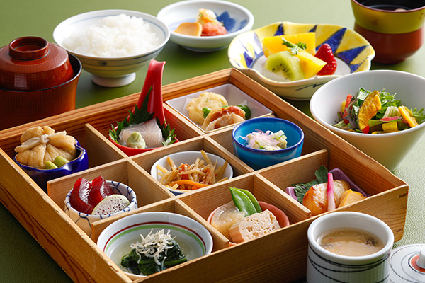 小割弁当　～ひととせ～