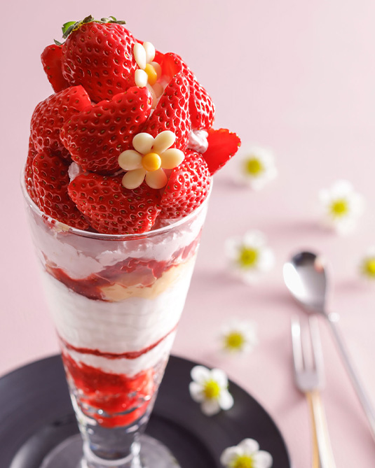 木乃香パフェ | お食事 |【公式】飛騨高山温泉 高山グリーンホテル