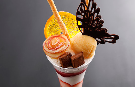 バレンタインパフェ