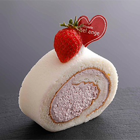 ロール　オ　ブラン（苺）