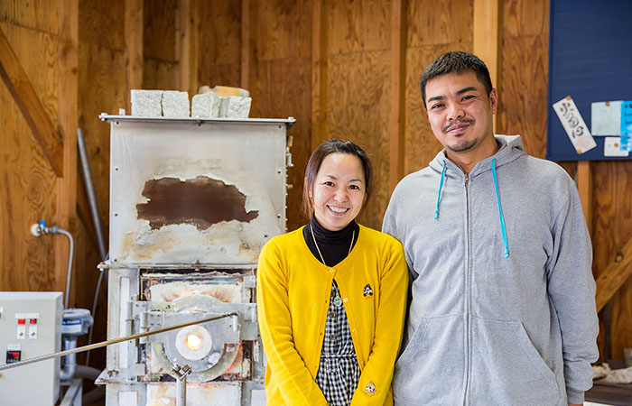 沖縄でガラスの技術を学んだ田中さんご夫妻