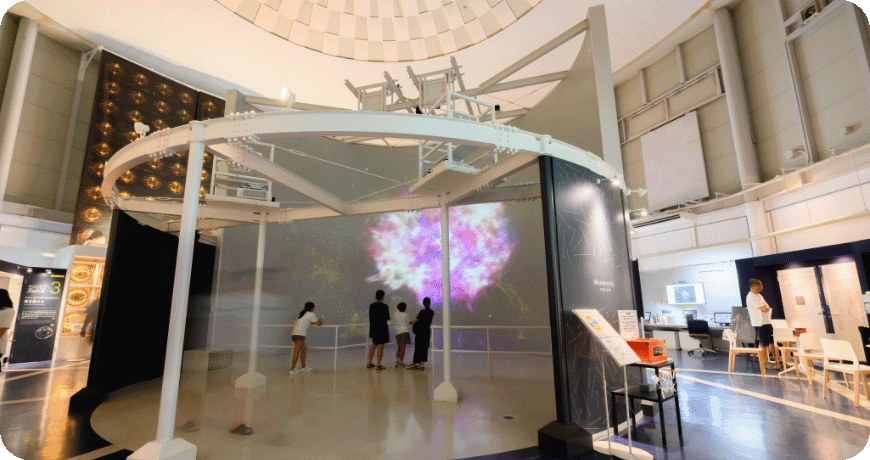 宇宙科学館「カミオカラボ」を備えた道の駅「宙(スカイドーム)・神岡」