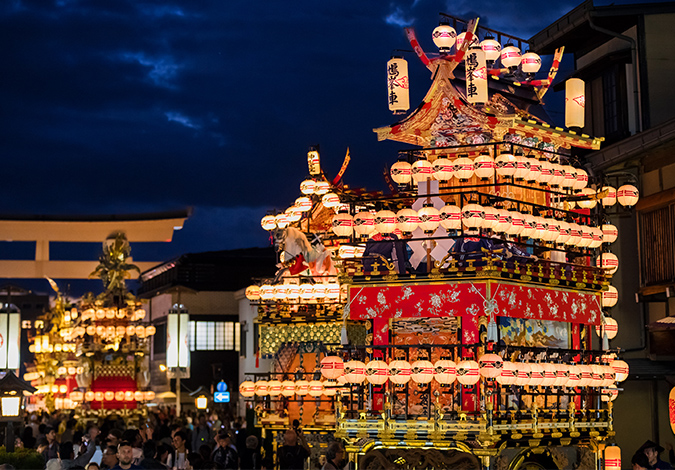 高山祭屋台 鳩峯車vol 3 あけてびっくり 地元情報 飛騨のたばる箱