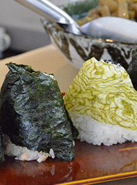 こびしやのおにぎり