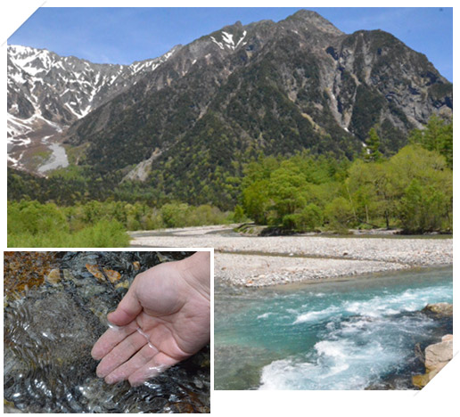 上高地のエメラルド色の水の秘密